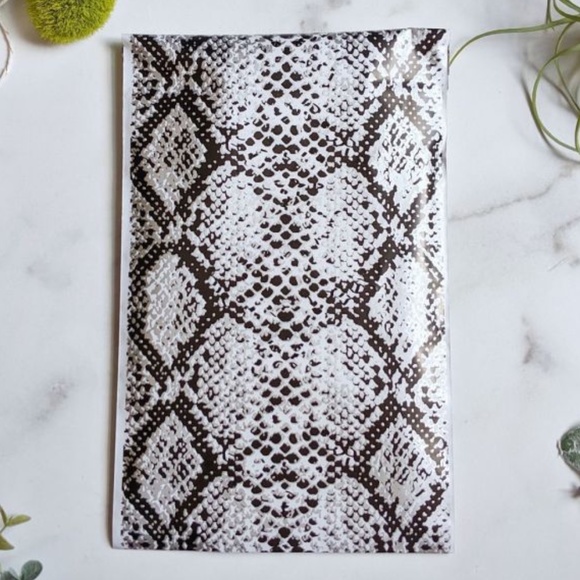 50 snake designer 6x9 poly mailers - Picture 1 of 1